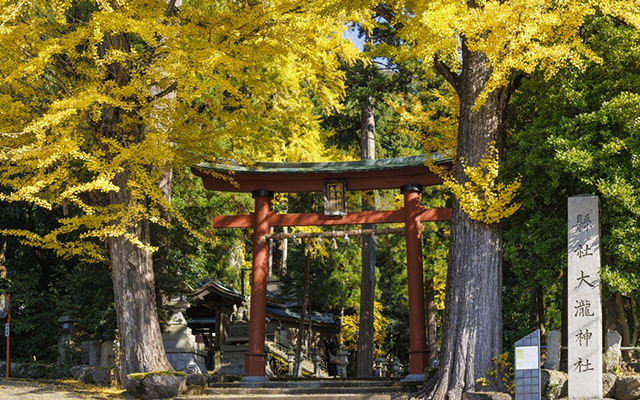 紙祖神 岡太神社・大瀧神社